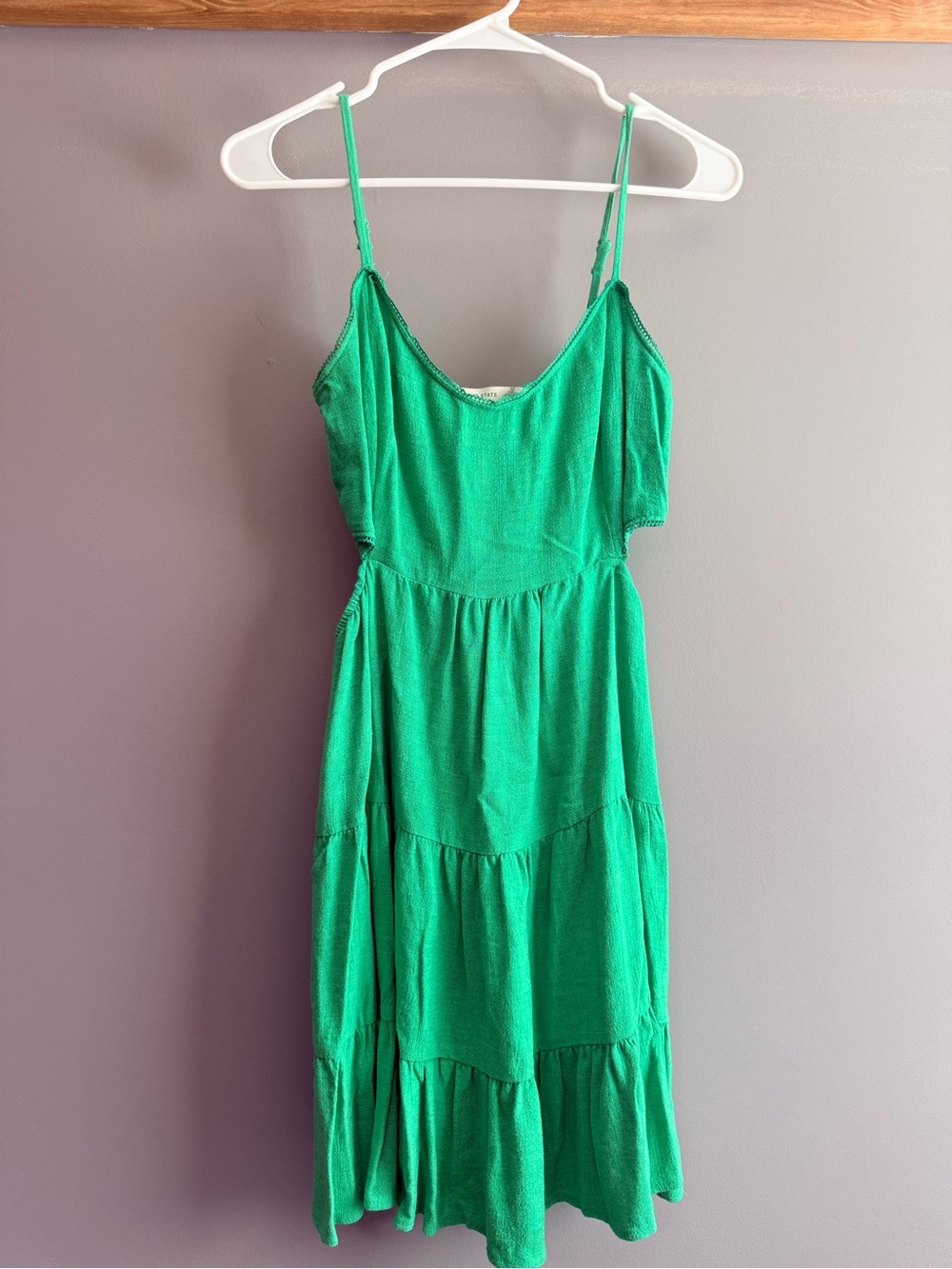 Altar'd State Emerald Green Tiered Midi Sundress